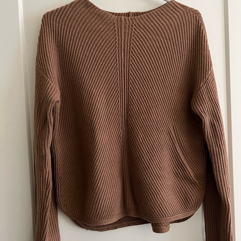 Babaton sweater